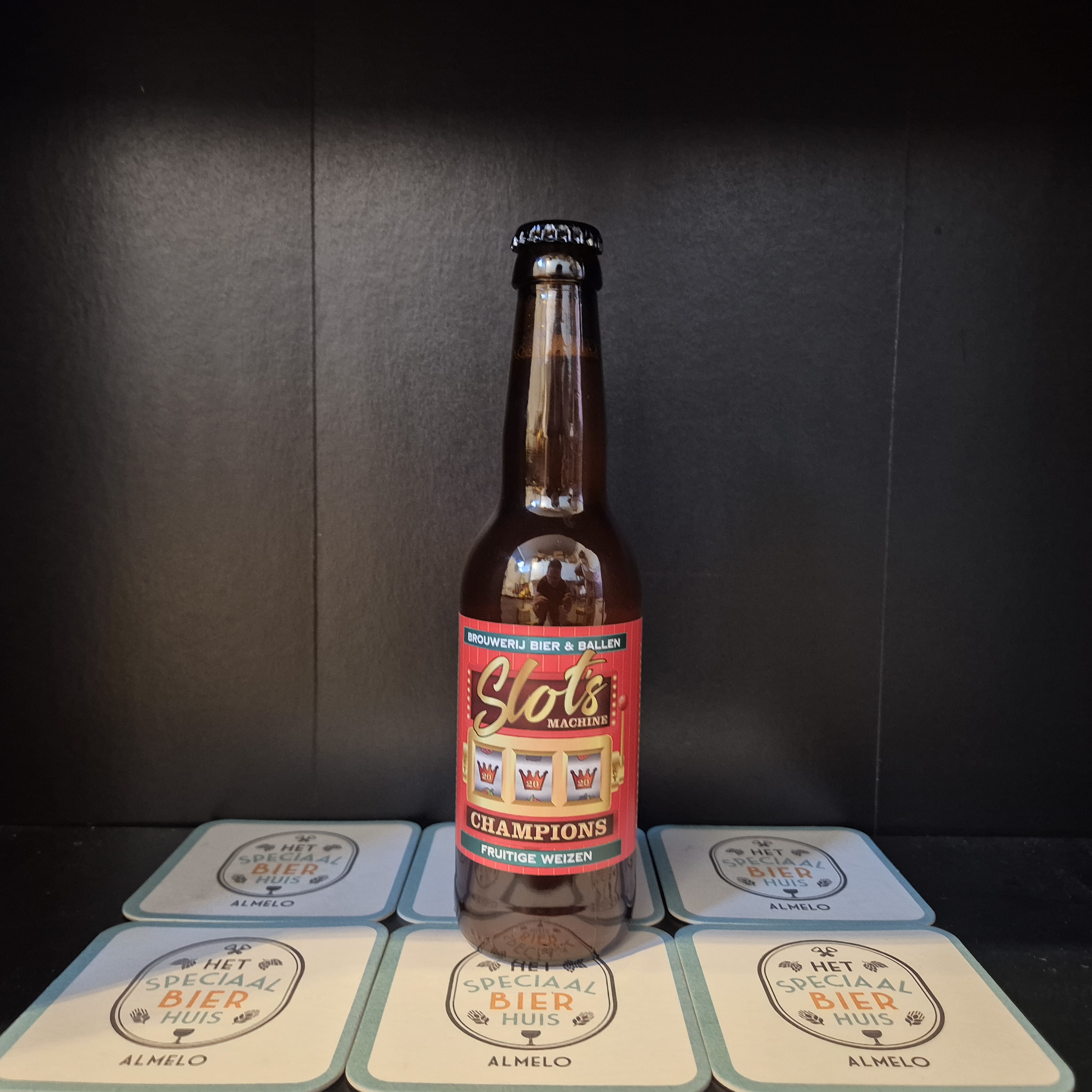 Brouwerij Bier & Ballen Slot's Machine Champions Fruitige Weizen - 330ml - 3,9%