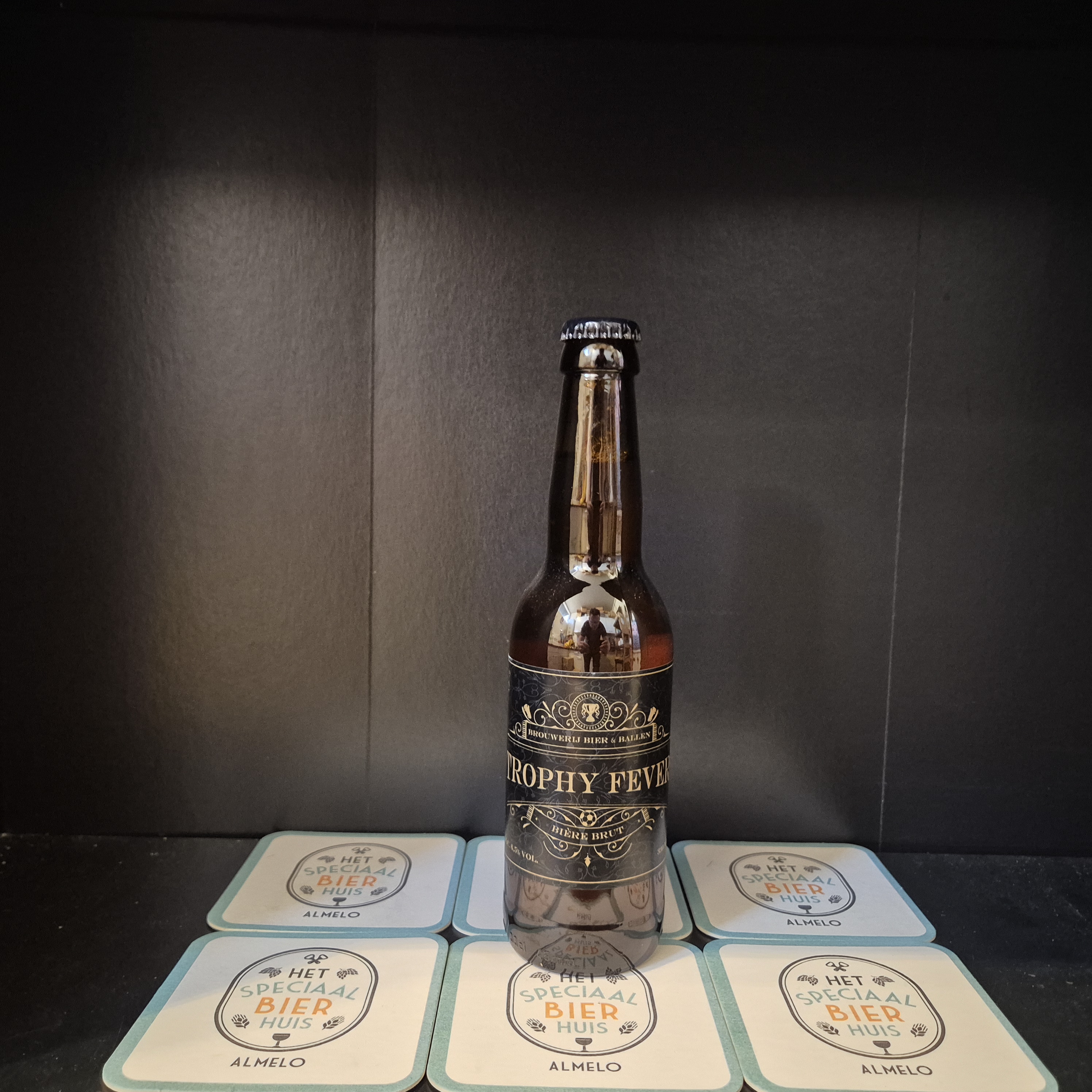 Brouwerij Bier & Ballen Trophy Fever Biere Brut - 330ml - 6,5%