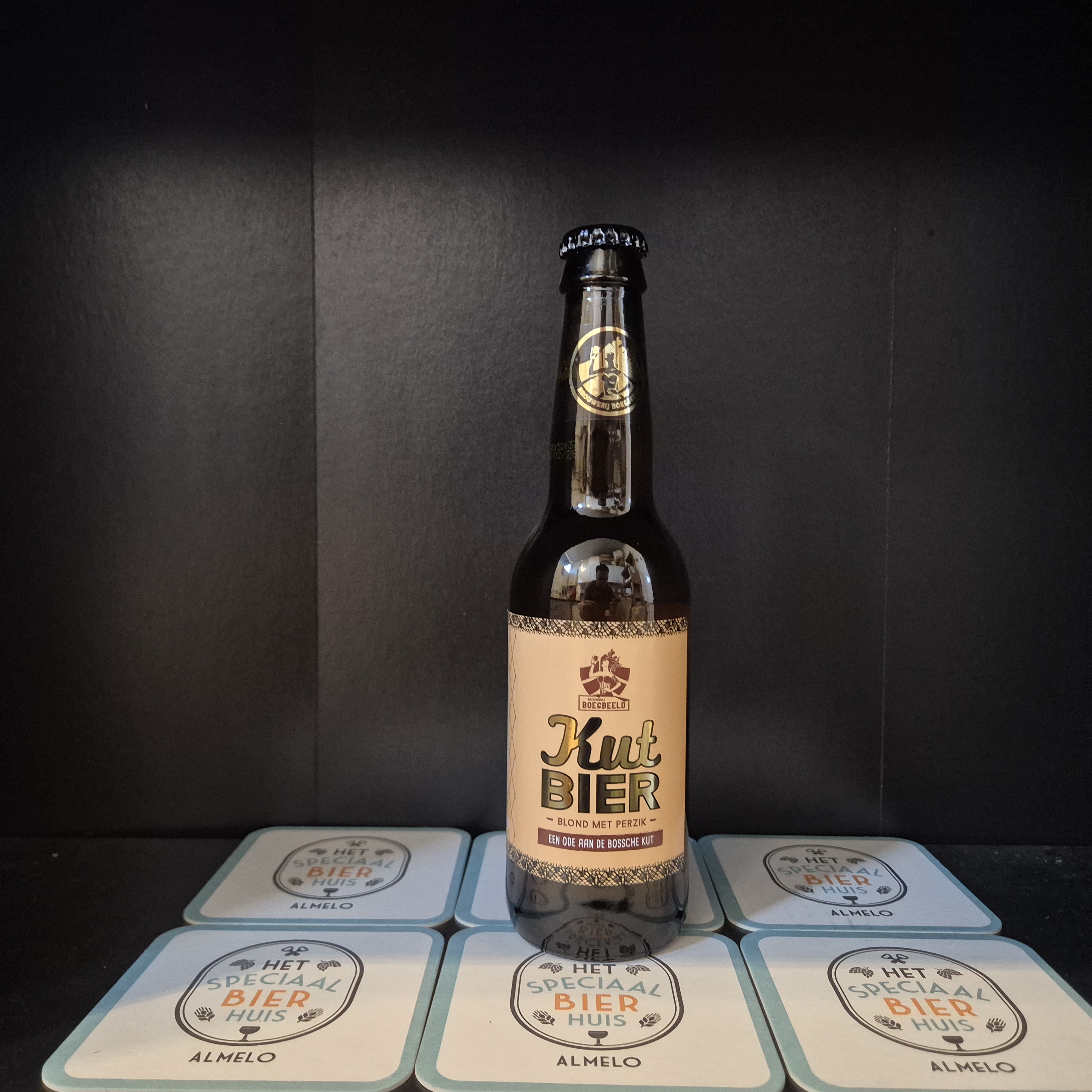 Boegbeeld Kutbier met Perzik Blond - 330ml - 6,3%